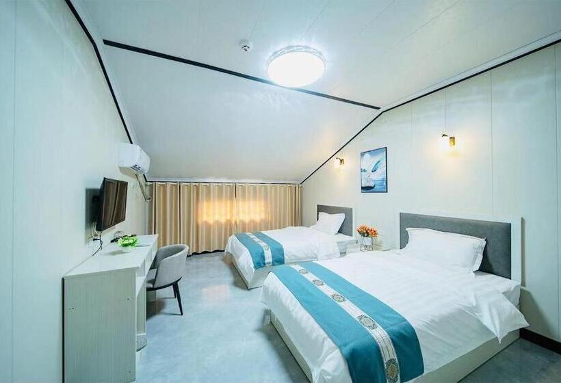 Номер Стандарт, Longhushan Hanxiangju Homestay