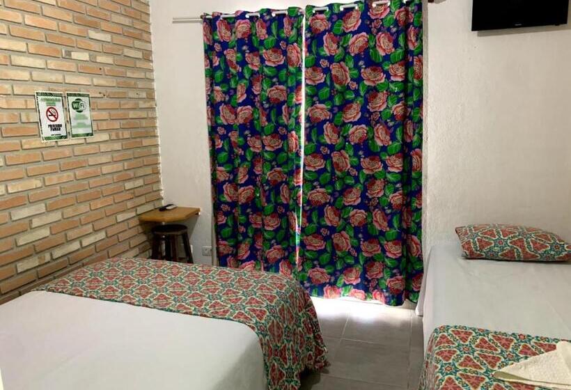 패밀리 룸 공용 욕실, Hostel Vento Leste