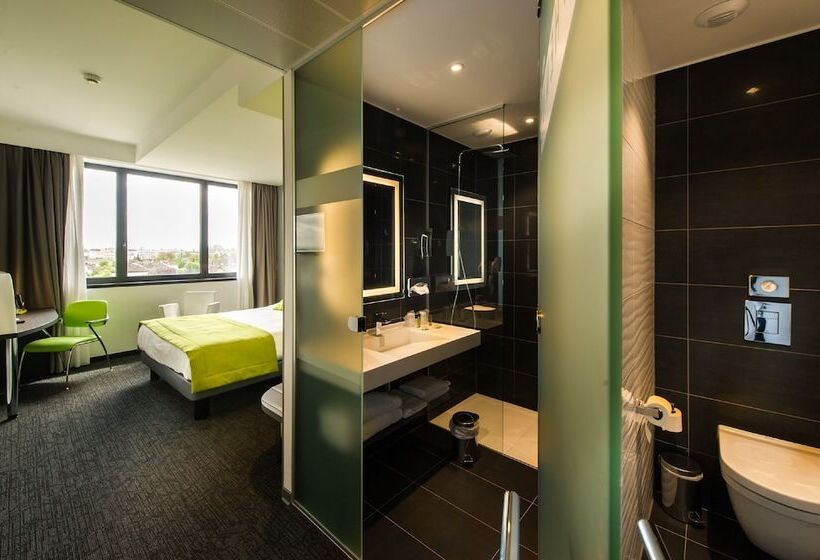 Номер Стандарт, Hôtel Restaurant Athena Spa