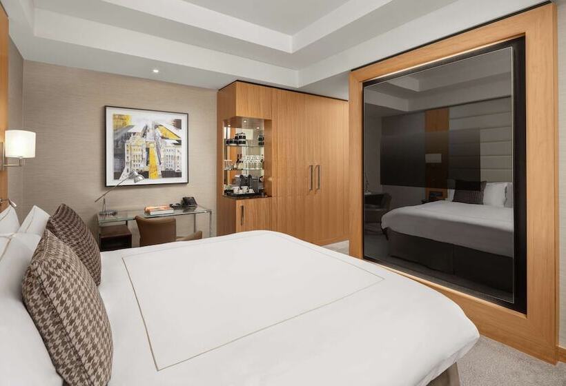 Номер Deluxe Кровать Кинг, Conrad London St. James