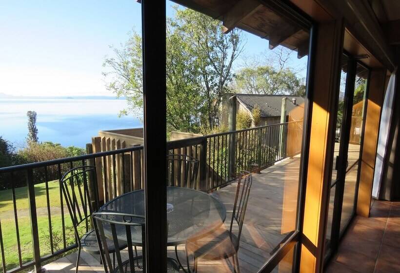 샬레, Oreti Village Resort