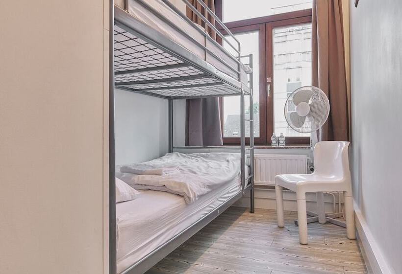 Standard Room, The Legacy By 2go4 City Center
