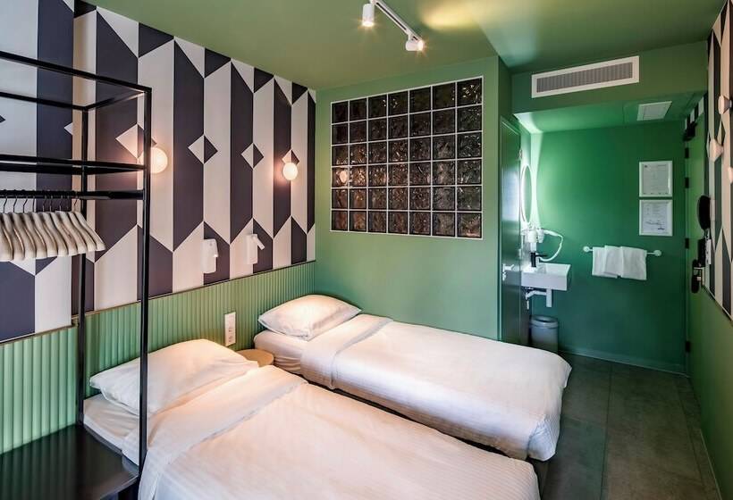 스탠다드 트리플 룸, Tourist Inn One Amsterdam