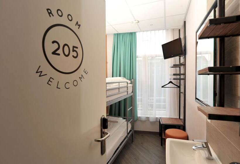 기본 룸 공용 욕실, Tourist Inn One Amsterdam