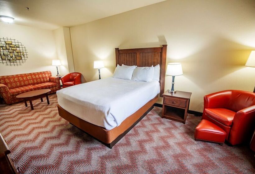 Люкс, Best Western Plus Cimarron Hotel & Suites