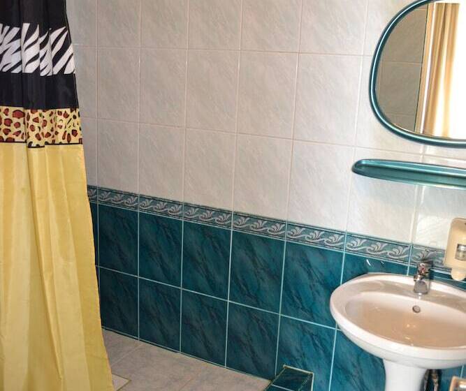 اتاق استاندارد یک نفره, Dorell