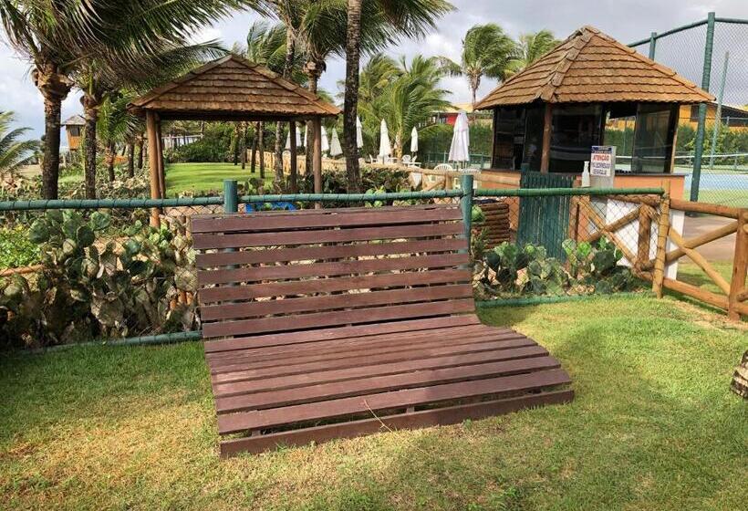 Апартаменты 1 Спальня с Балконом, 2 Suítes, Guarajuba, Piscina Frente Mar