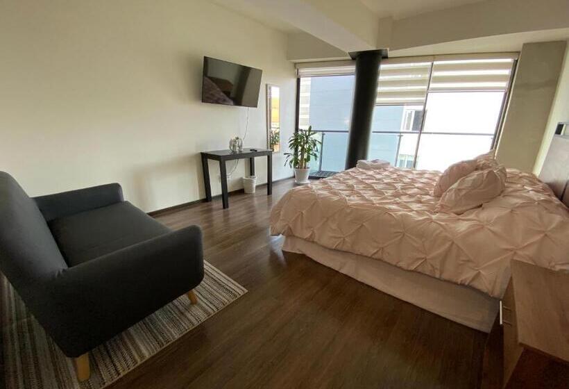 Apartamento 1 Dormitório com Sacada, Chicago House
