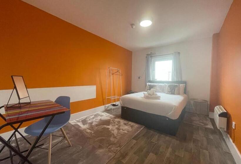 Apartamento 1 Dormitório, Neon 160