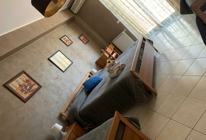 四人标准间, B&b Casabella