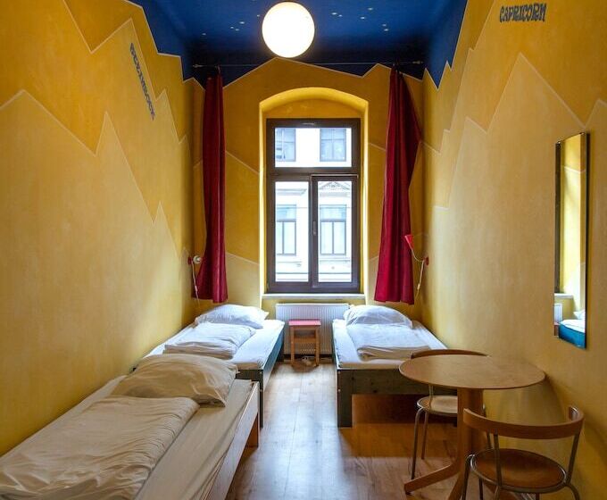 Номер Стандарт Совместная Ванная, Hostel Mondpalast