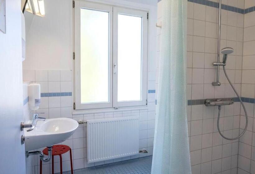 Номер Стандарт Совместная Ванная, Jugendherberge Lübeck Vor Dem Burgtor