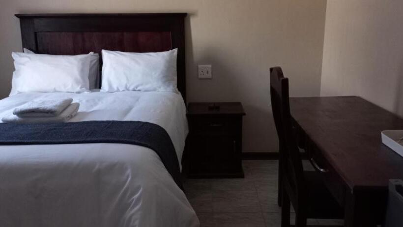 Quarto Deluxe, M N M Guesthouse Polokwane Central