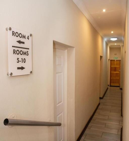 Quarto Deluxe, M N M Guesthouse Polokwane Central