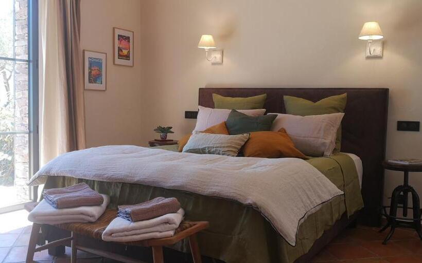 Quarto Estandar Vista Mar, Domaine Des Chênes De La Galline