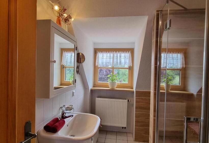 Номер Deluxe Кровать Кинг, Landpension Stützenmühle