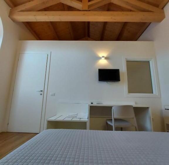Quarto Estandar, Casa Fadda