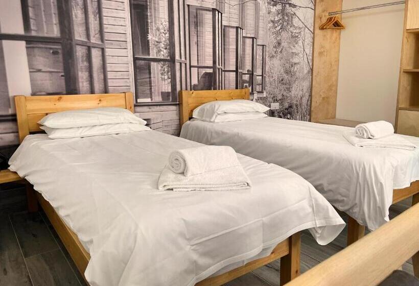 스탠다드 룸, Lodges At Flimwell Park
