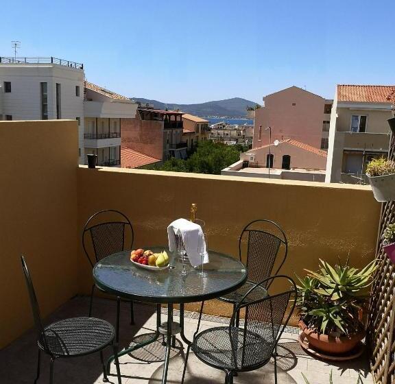 Номер Deluxe Вид на Море, La Terrazza