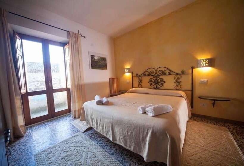Номер Стандарт Трехместный, Su Ghindalu Guesthouse