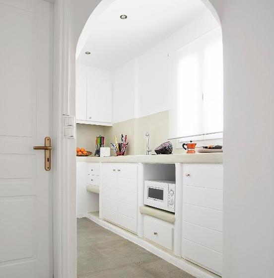 Полулюкс, Delmar Apartments & Suites Milos   Delmar Collection