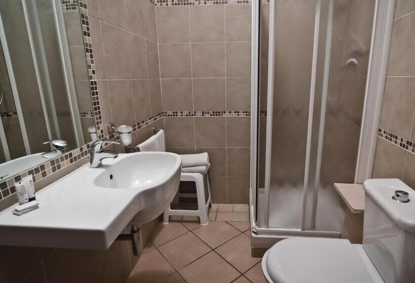 اتاق استاندارد, Sakura Inn Sanremo
