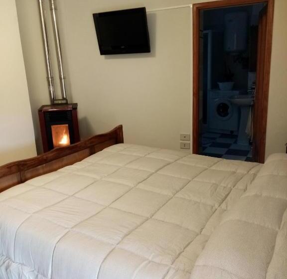 4인용 스탠다드 룸, B&b La Marmotta