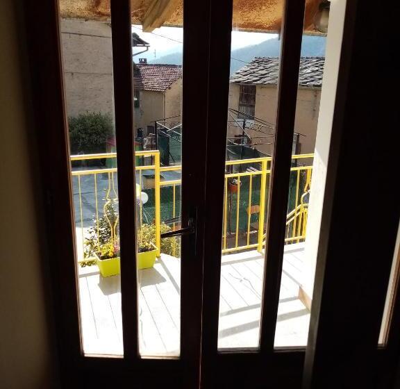 Четырехместный Номер Стандарт, B&b La Marmotta