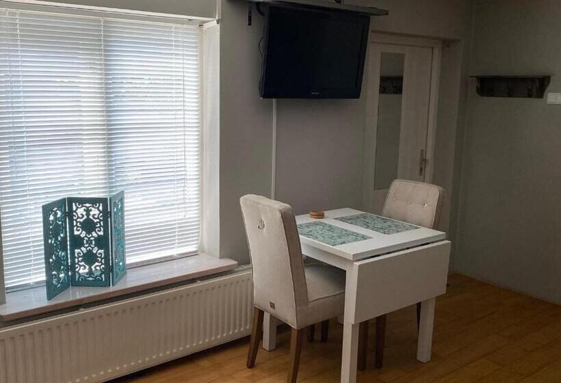 Quarto Estandar, De Posthoorn
