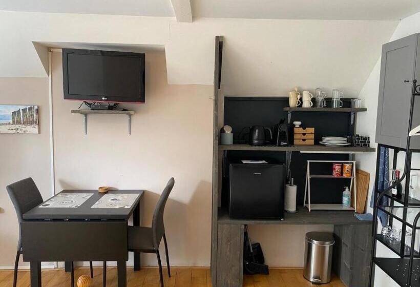 Quarto Estandar, De Posthoorn