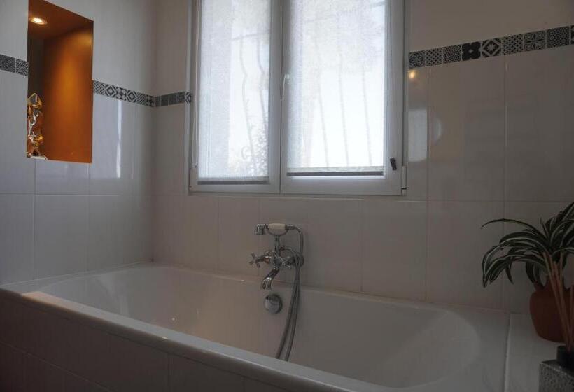 Дом 4 Спальни, Le Domaine Du Moulin 28