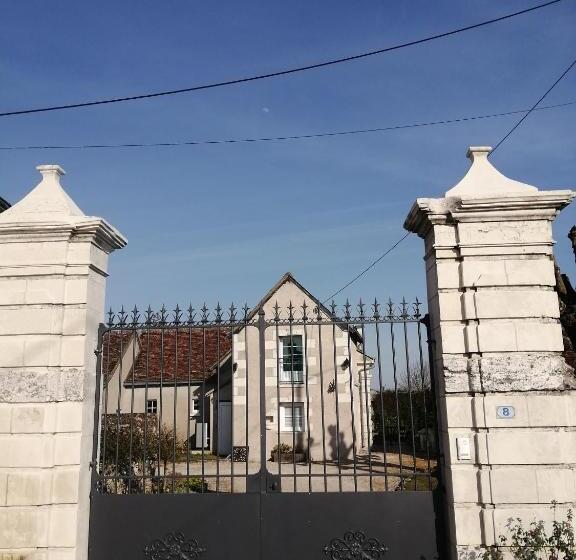 Номер Стандарт, Le Clos Des Augers. Chambre Descartes