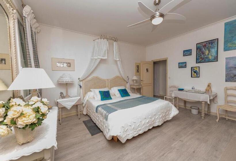 Номер Deluxe Кровать Кинг, Chambres D Hôtes De Charme Au Refuge Du Peintre Prés De St Emilion