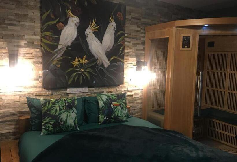 Номер Deluxe, Love And Spa