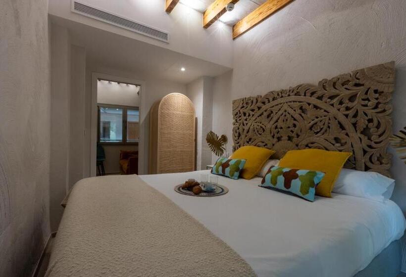 آپارتمان 1 خوابه با بالکن, Casa 95 Sevilla