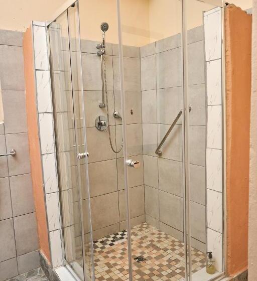 Люкс Deluxe Кровать Кинг, Seaview Executive Guest House