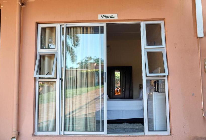 Номер Комфорт, Seaview Executive Guest House