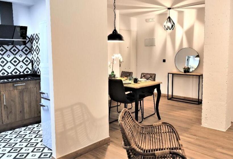 آپارتمان 2 خوابه, Suite Haus Vargas