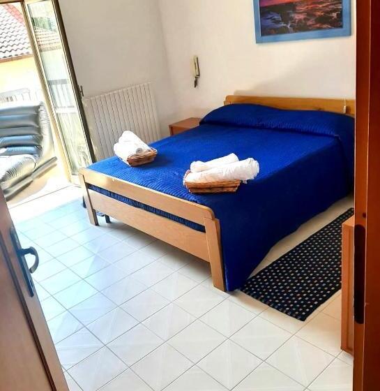 Апартаменты 3 Спальни, Alexia B&b Pesche