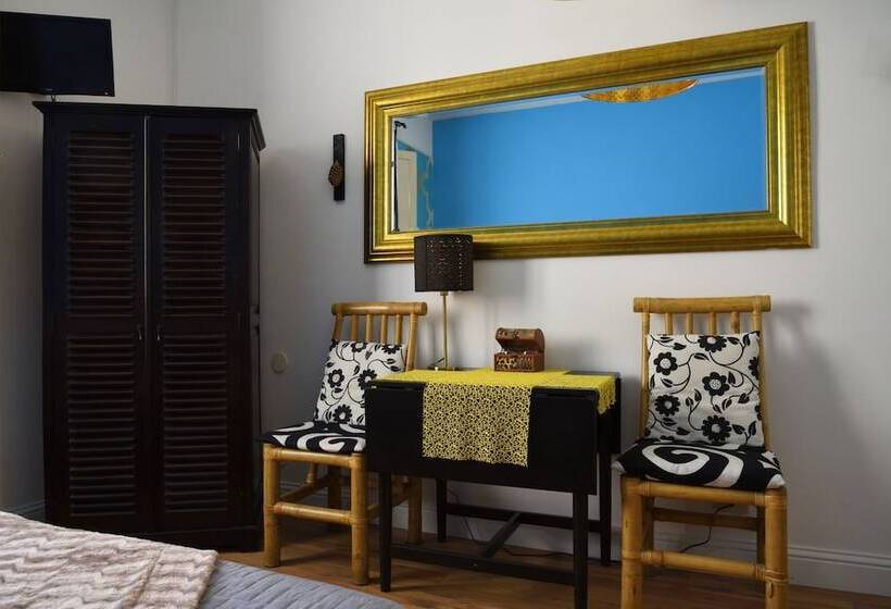 标准间, Leonardo's Rooms