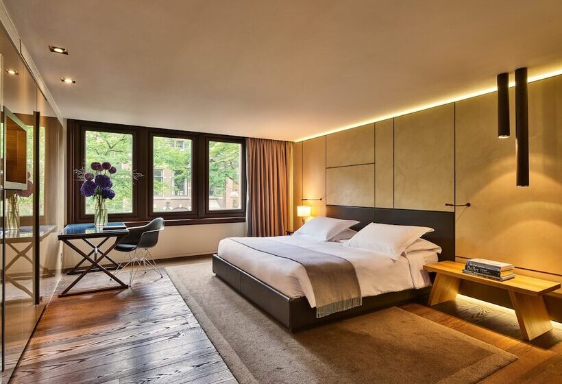 Deluxe Room, Conservatorium