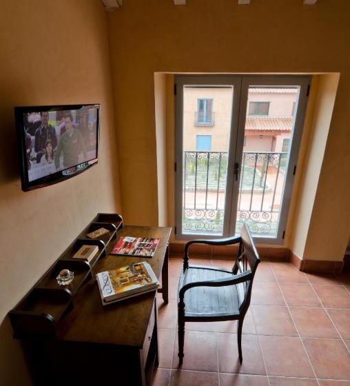 Quarto Estandar, San Miguel Del Valle Amblés