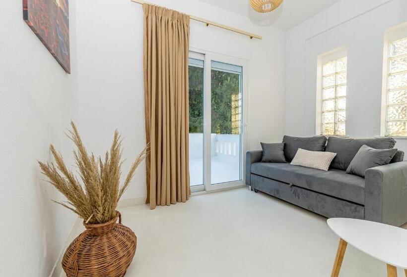Люкс Кровать Кинг, Theo Bungalows Boutique