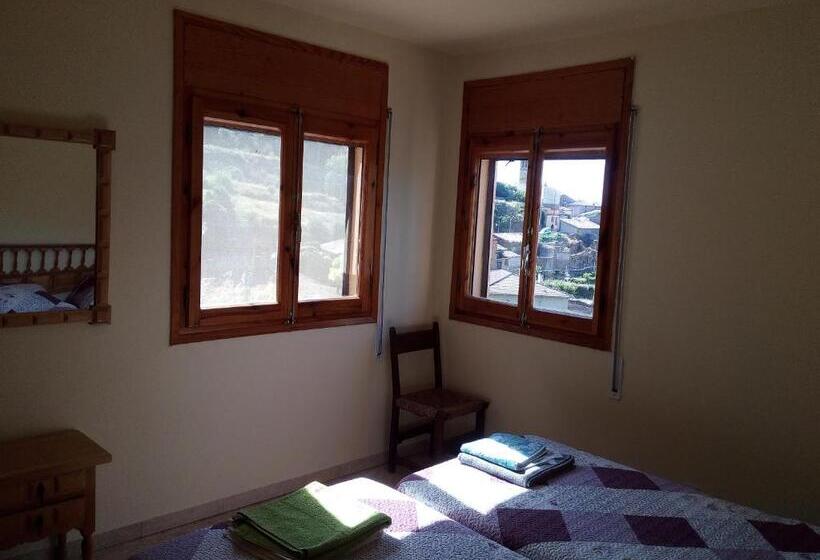 共用房间的床, Villa Garibaldi