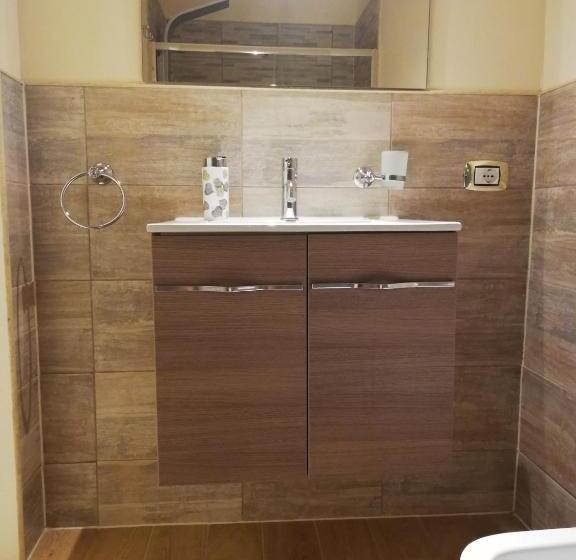 اتاق استاندارد با تخت بزرگ, B&b Regina Del Porto