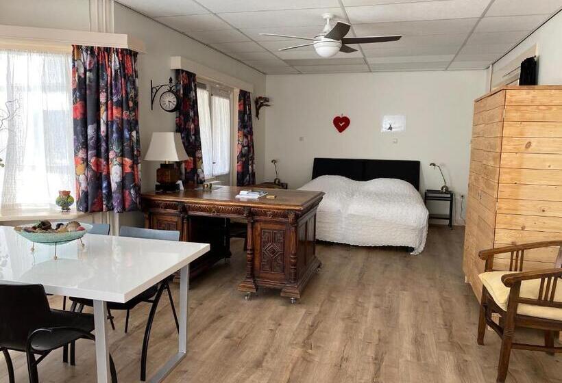 Апартаменты 2 Спальни, Rumah Senang