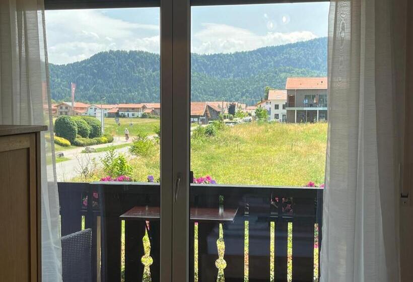 اتاق استاندارد با چشم‌انداز دریاچه, Gästehaus Forggensee