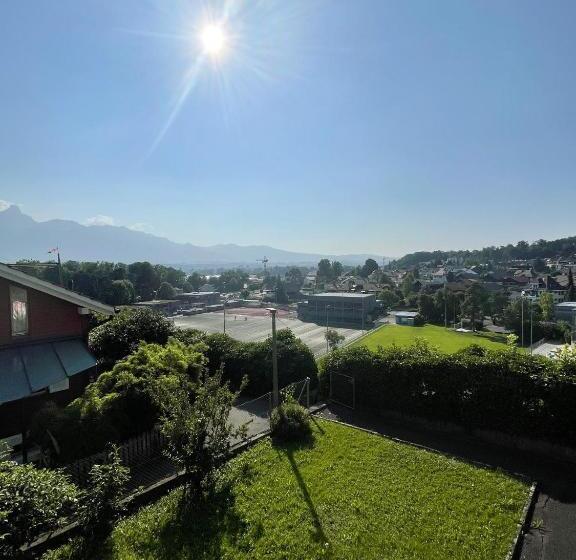 Апартаменты 1 Спальня, Neb Thun Lodge`s Appartement 1 Hilterfingen Ringstrasse 6