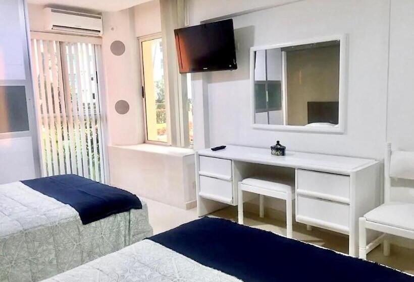Quarto Familiar Vista Jardim, Marina Suites By Andiani Travel