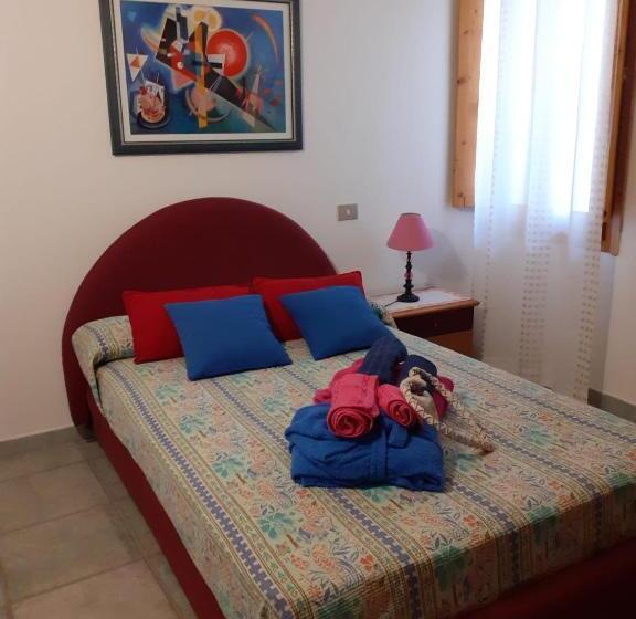 Номер Стандарт, B&b Roseddu